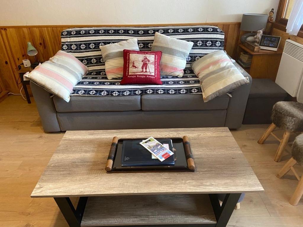 Appartement Vue Montagne Avec Wifi 생라리술랑 외부 사진