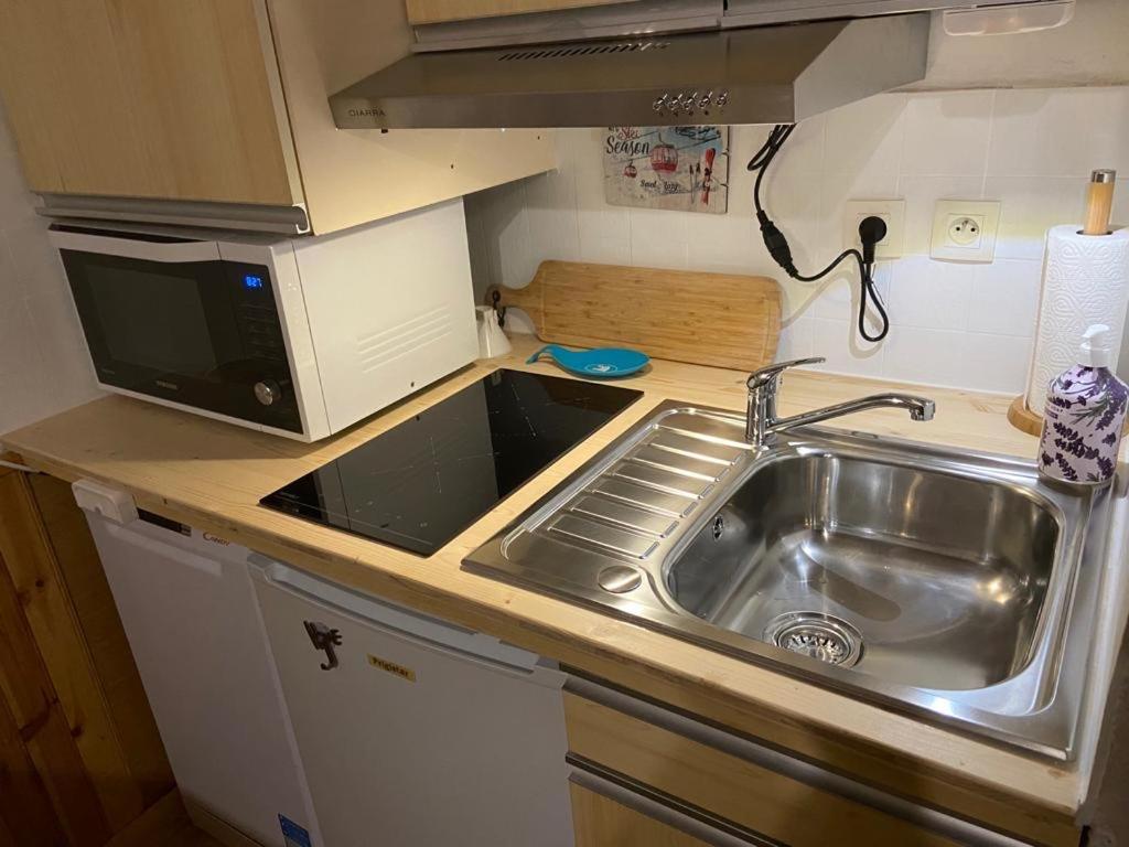 Appartement Vue Montagne Avec Wifi 생라리술랑 외부 사진